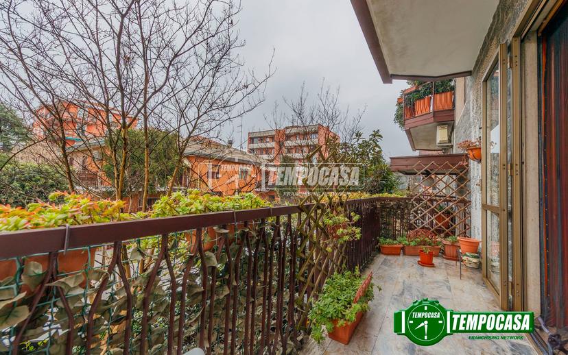 Trilocale in Via San Carlo, Cesano Boscone — foto 3 di 5