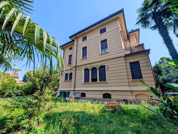 Trilocale in Via delle Acacie 5, Cusano Milanino