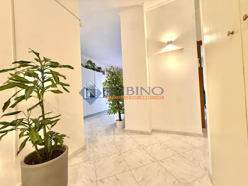 Appartamento in Via Giuseppe Alberto Pugliese 3/a, Trani — foto 3 di 5