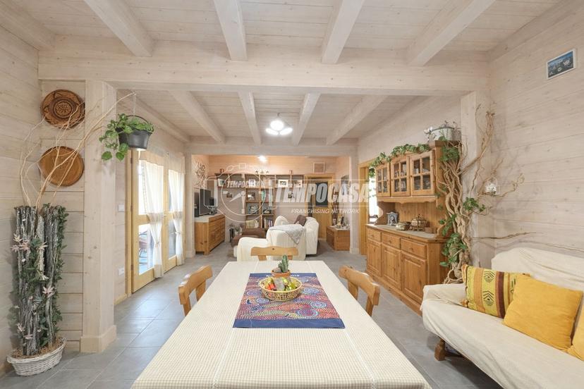 Villa in Via Giotto, Alice Castello — foto 3 di 5