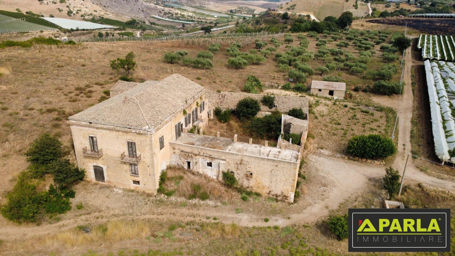 Casa indipendente in Canicattì, Canicattì