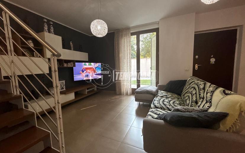Trilocale in Via Emilia 37, Villa Cortese — foto 5 di 5