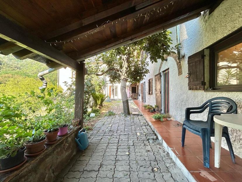Casa indipendente in Via S. Bartolomeo del Bosco 107, Savona — foto 4 di 5