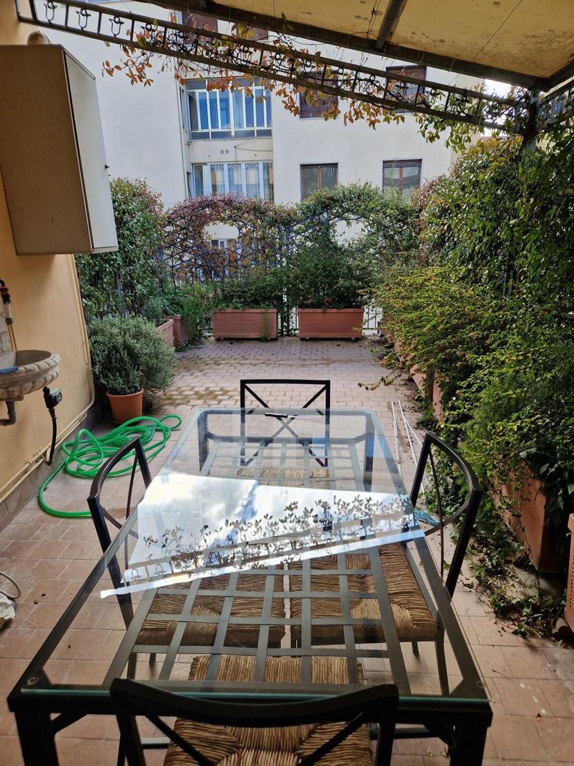 Quadrilocale, Pisa