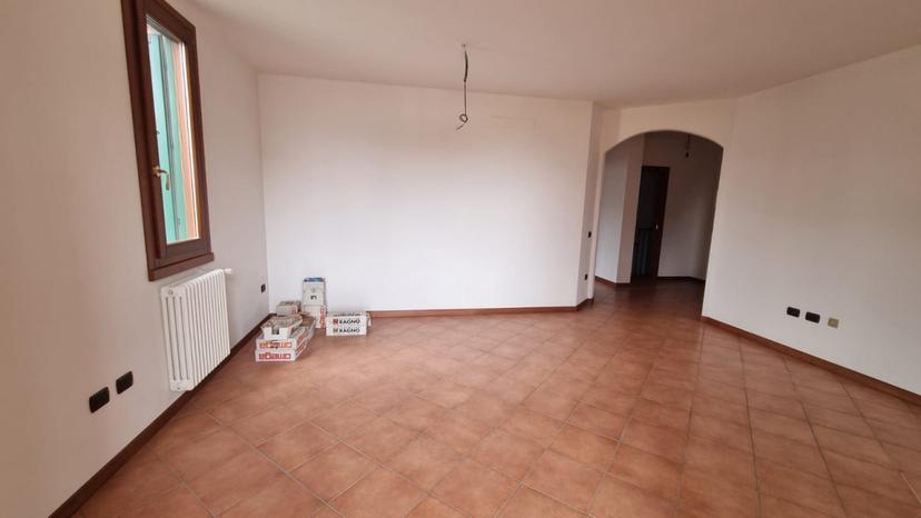 Trilocale in Via Roma, Rolo — foto 3 di 5