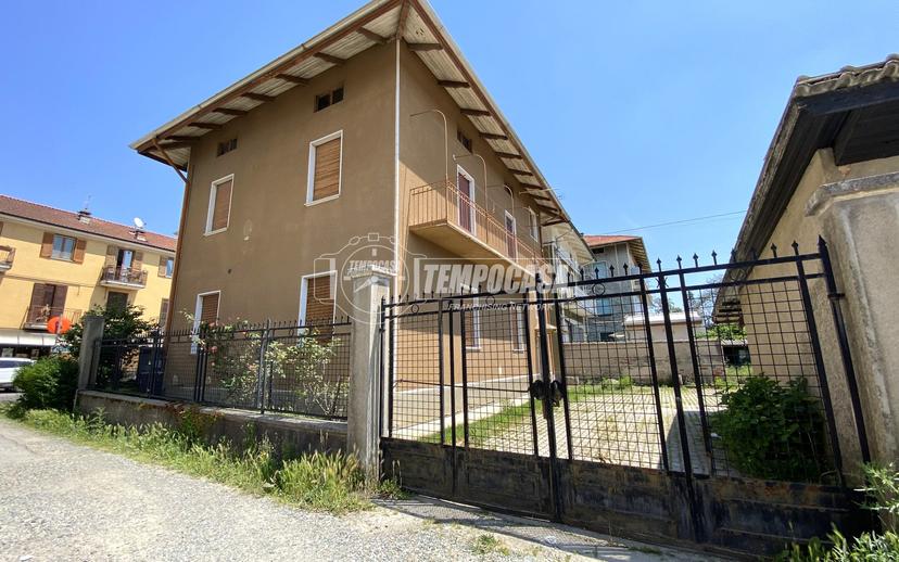 Casa indipendente in Via Martiri della Libertà, Cossato — foto 4 di 5