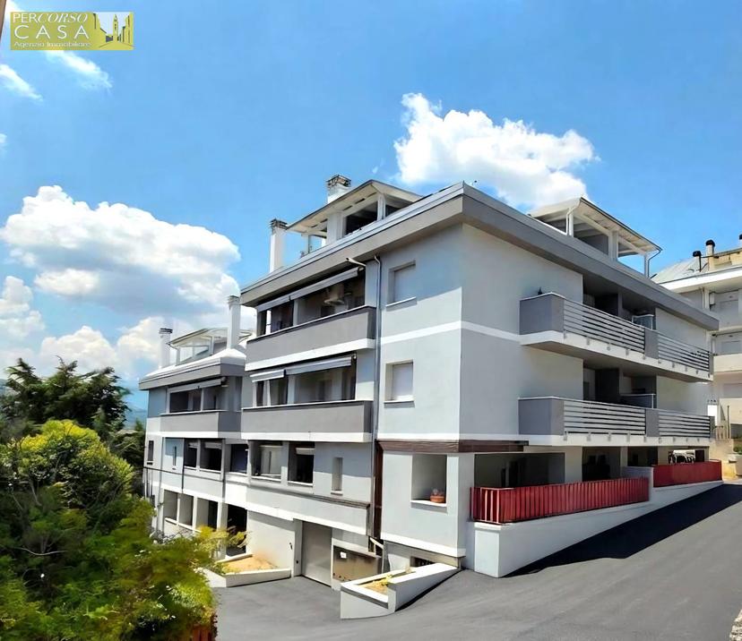 Appartamento in 5 Camere  3 Bagni - Mq 170 - Eco + Sisma Bonus, Teramo