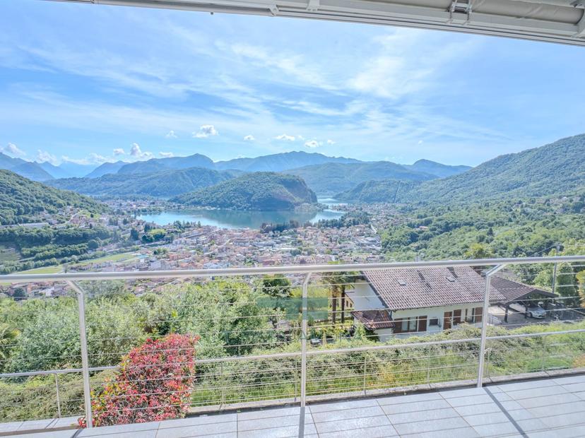 Trilocale in Via XXV Aprile, 3, Cadegliano-Viconago — foto 2 di 5
