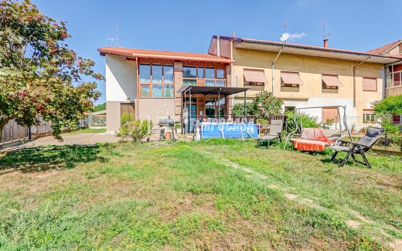 Villa in Via Niccolò Paganini, Bolladello-Peveranza 2, Cairate
