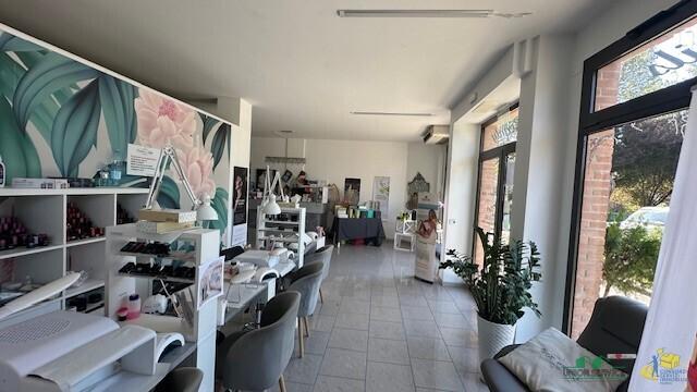 Bilocale in Piazza Borsellino E Falcone 4, Salsomaggiore Terme — foto 4 di 5