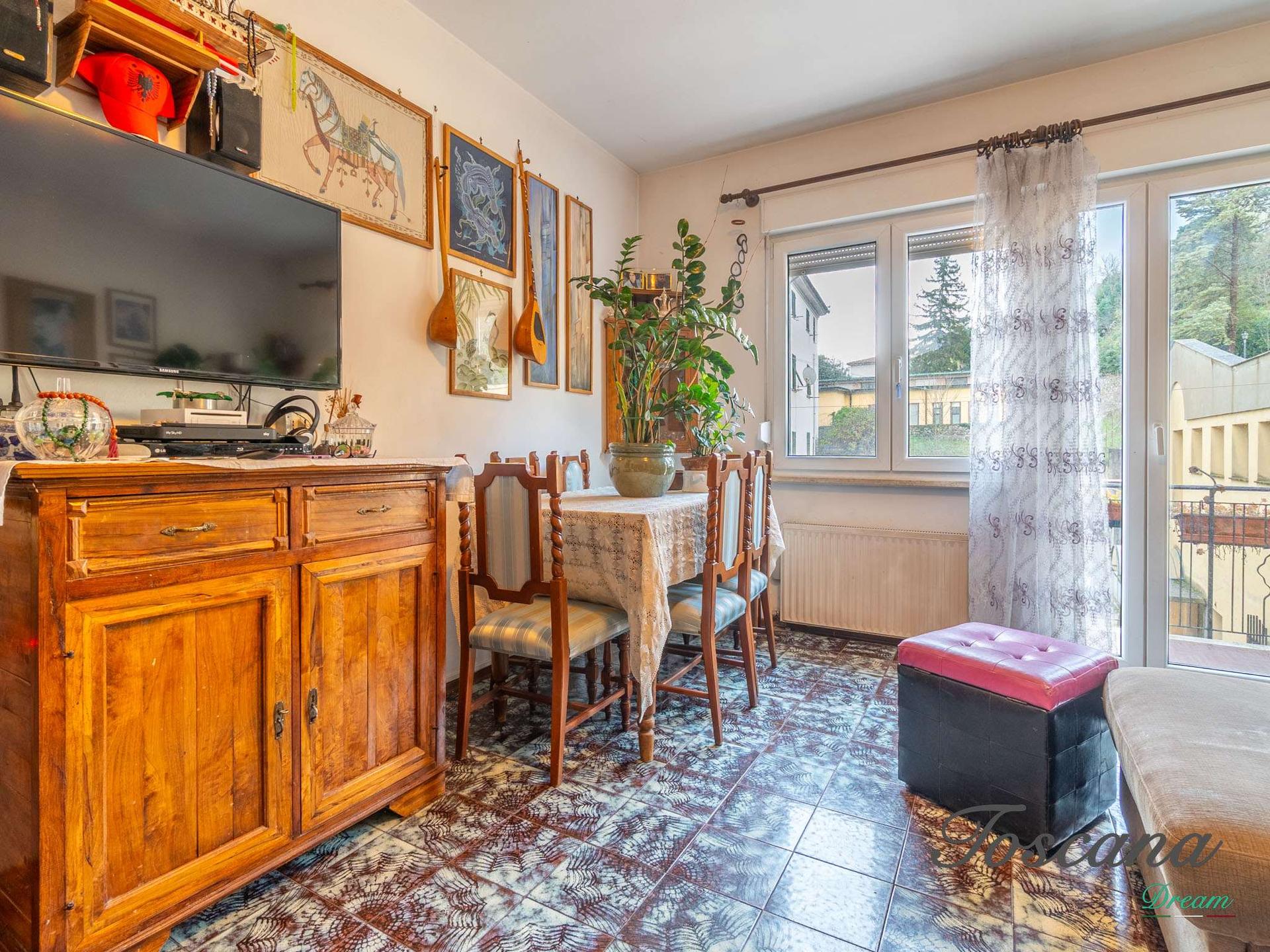 Villa a schiera, Monterotondo Marittimo