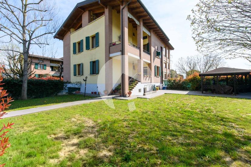 Appartamento in Via Andrea Verrocchio 8, Reggio nell'Emilia — foto 4 di 5