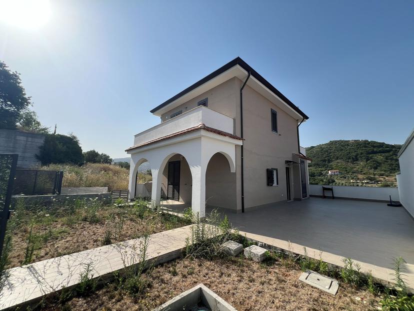Casa indipendente in Via Torre Mangoni Case Bianche 35, Torchiara — foto 2 di 5