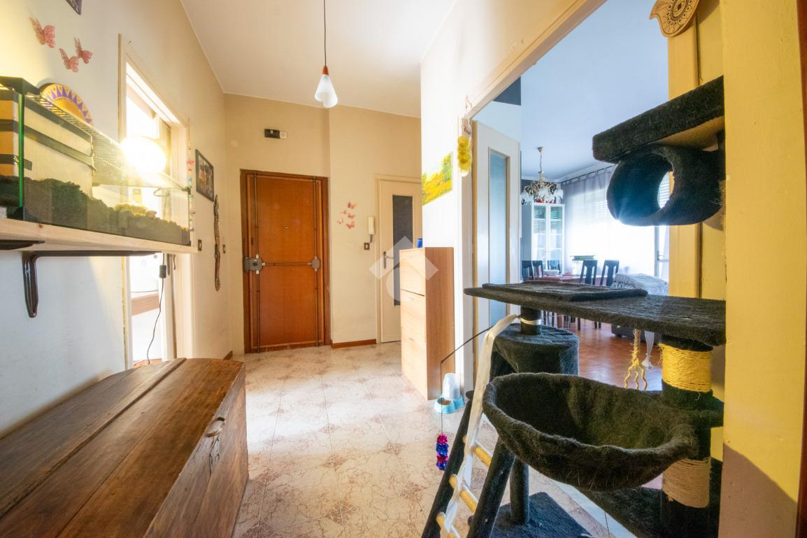 Trilocale in Via Isonzo 17, Casale Monferrato