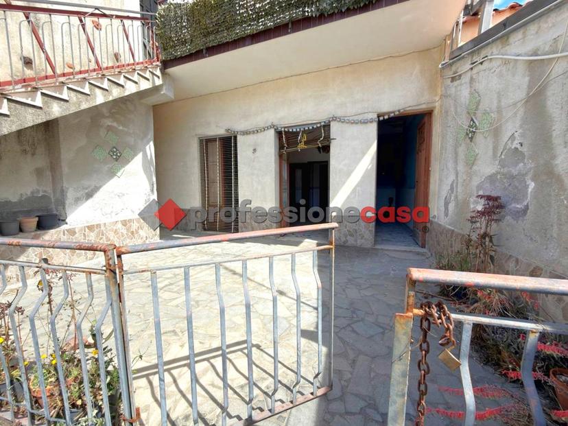 Quadrilocale in Via Grazia 14, Pedara — foto 3 di 5