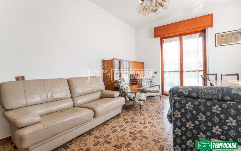 Villa a schiera in Via Montenero, Garbagnate Milanese — foto 3 di 5