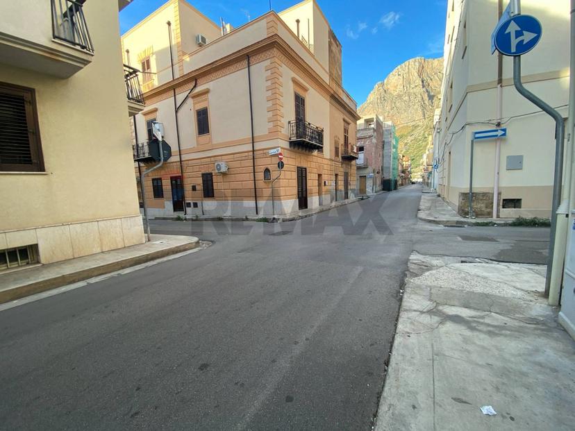 Appartamento in Via Giuseppe Orlando 11, Cinisi — foto 3 di 5