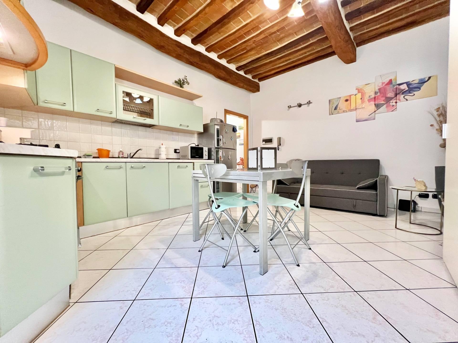 Bilocale in Via Giuseppe Garibaldi 24, Colle di Val d'Elsa