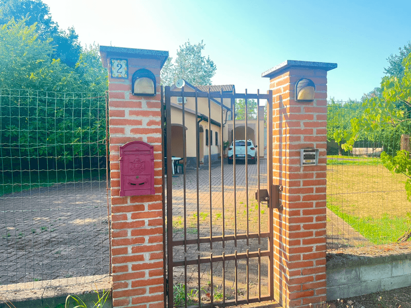 Casa indipendente in Via IV Martiri 2, Alessandria — foto 2 di 5
