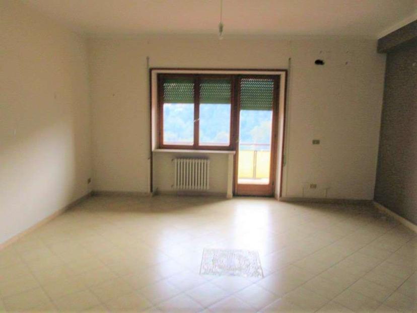 Appartamento, Frosinone — foto 2 di 5
