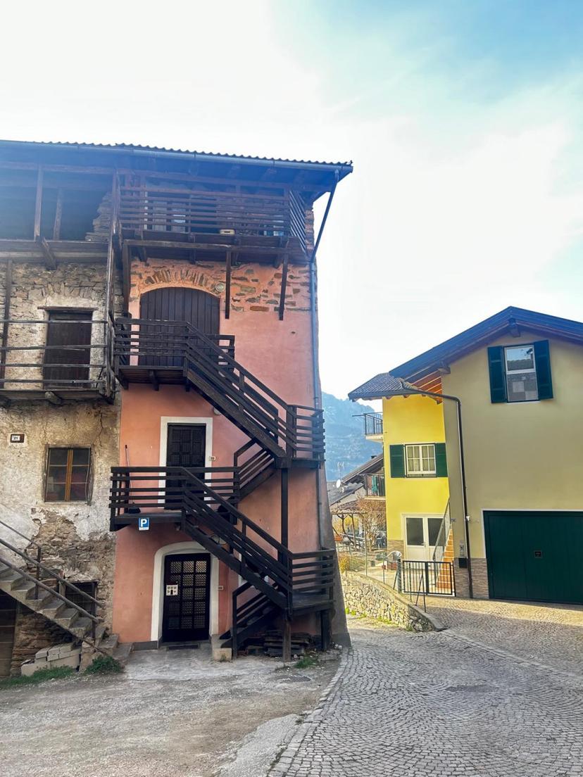 Villa a schiera, Tenna — foto 2 di 5