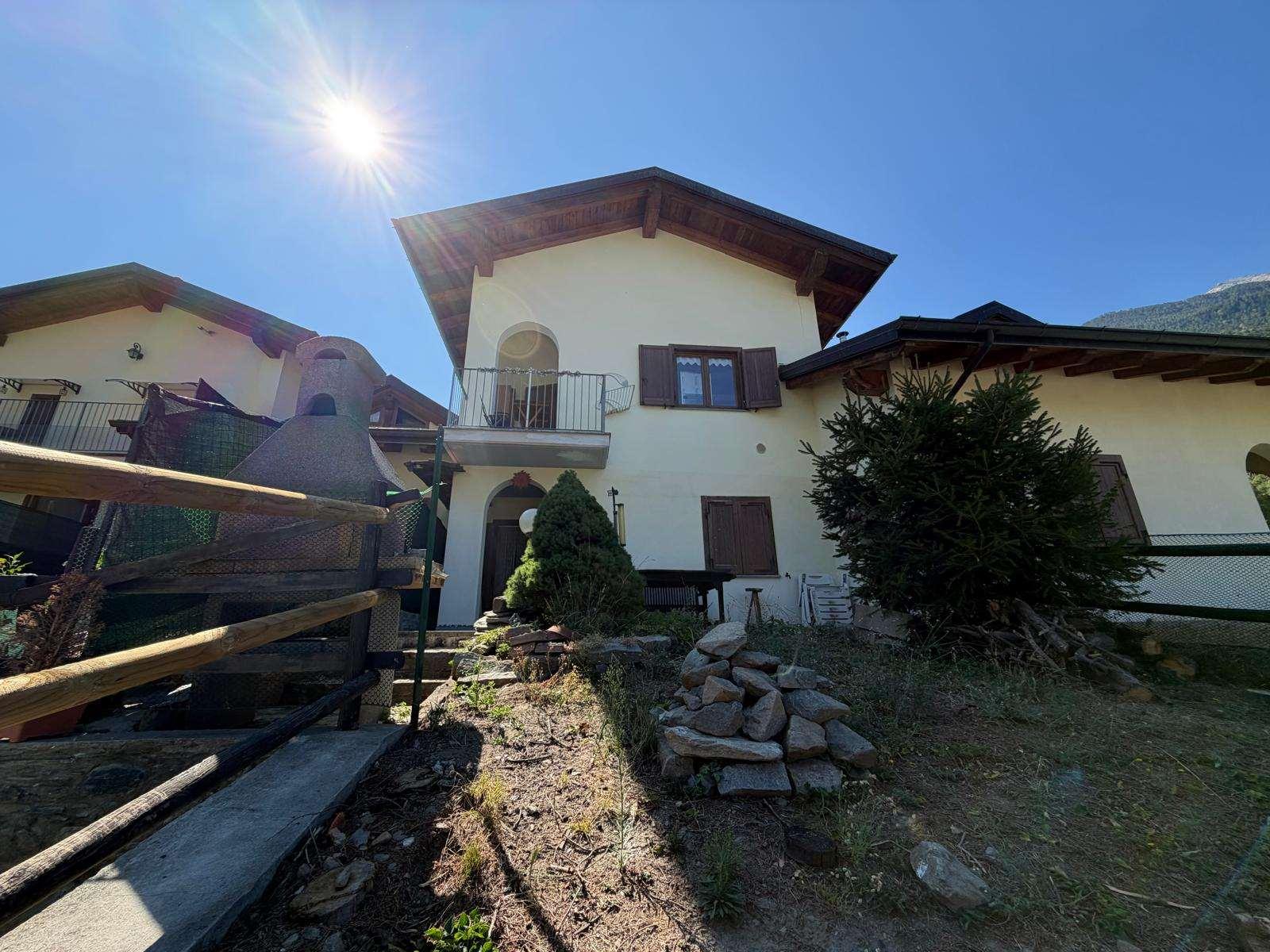 Trilocale in Frazione Clapey, Pontey