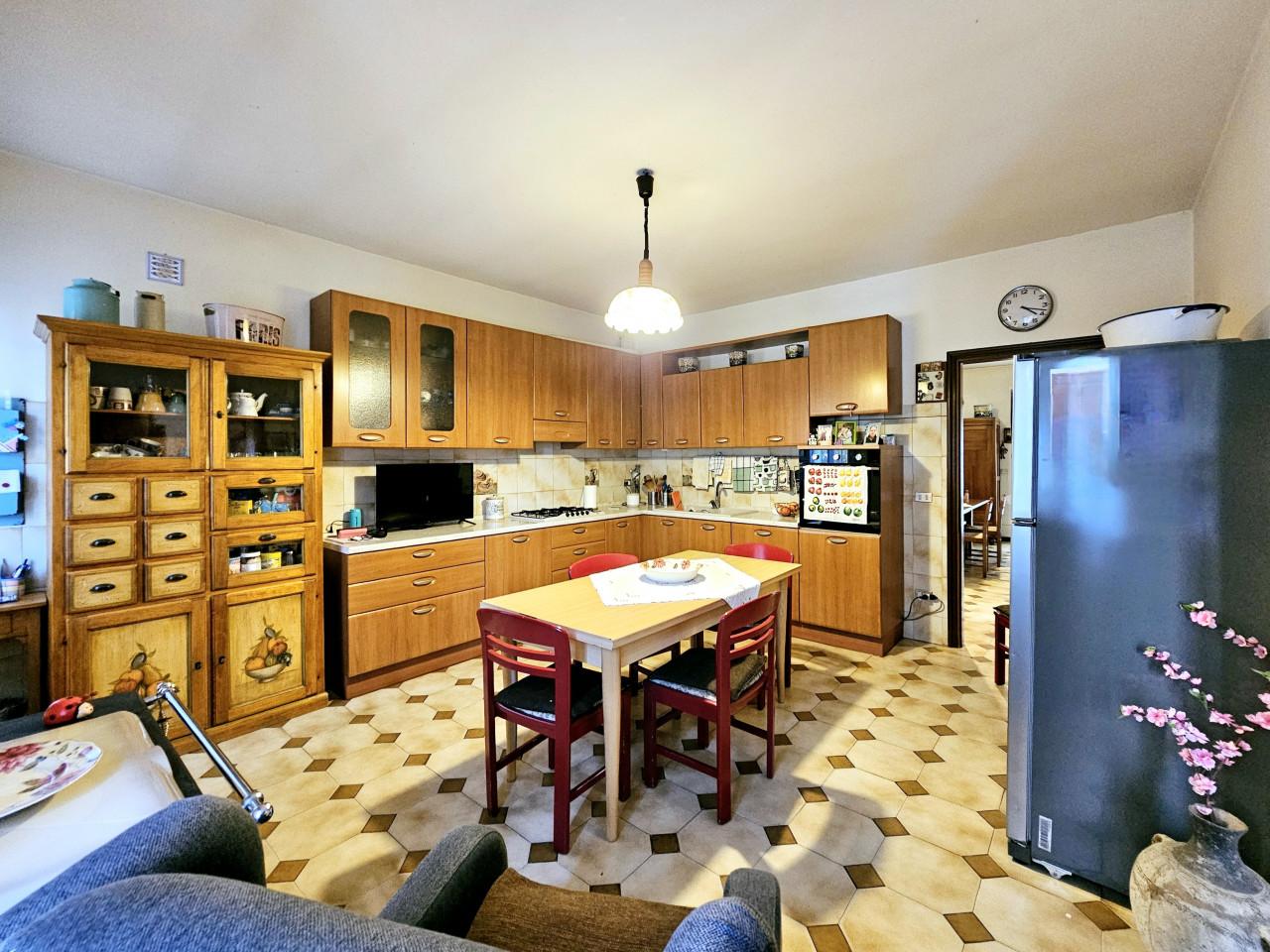 Casa indipendente in Stradone Vallarana, Casale di Scodosia