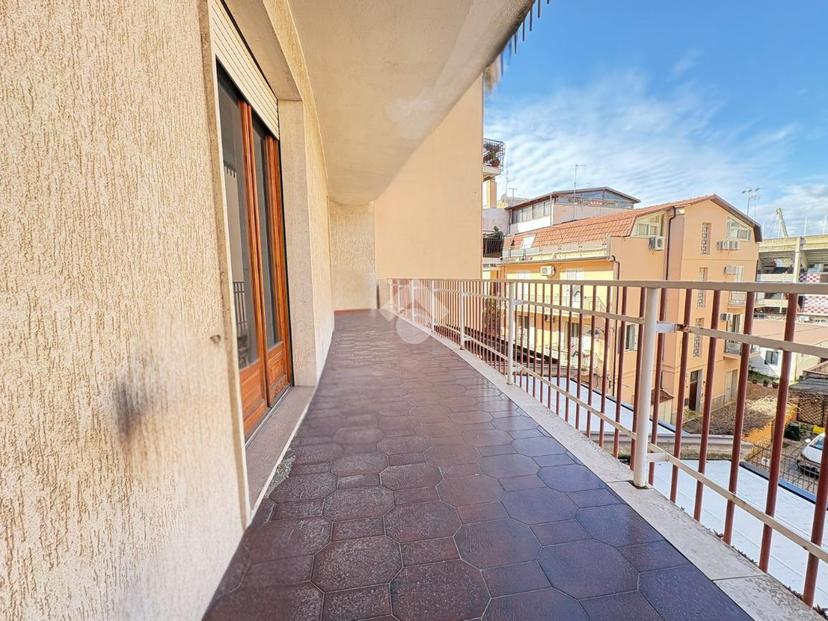 Quadrilocale in Vico Botteghelle 43, Reggio di Calabria — foto 5 di 5