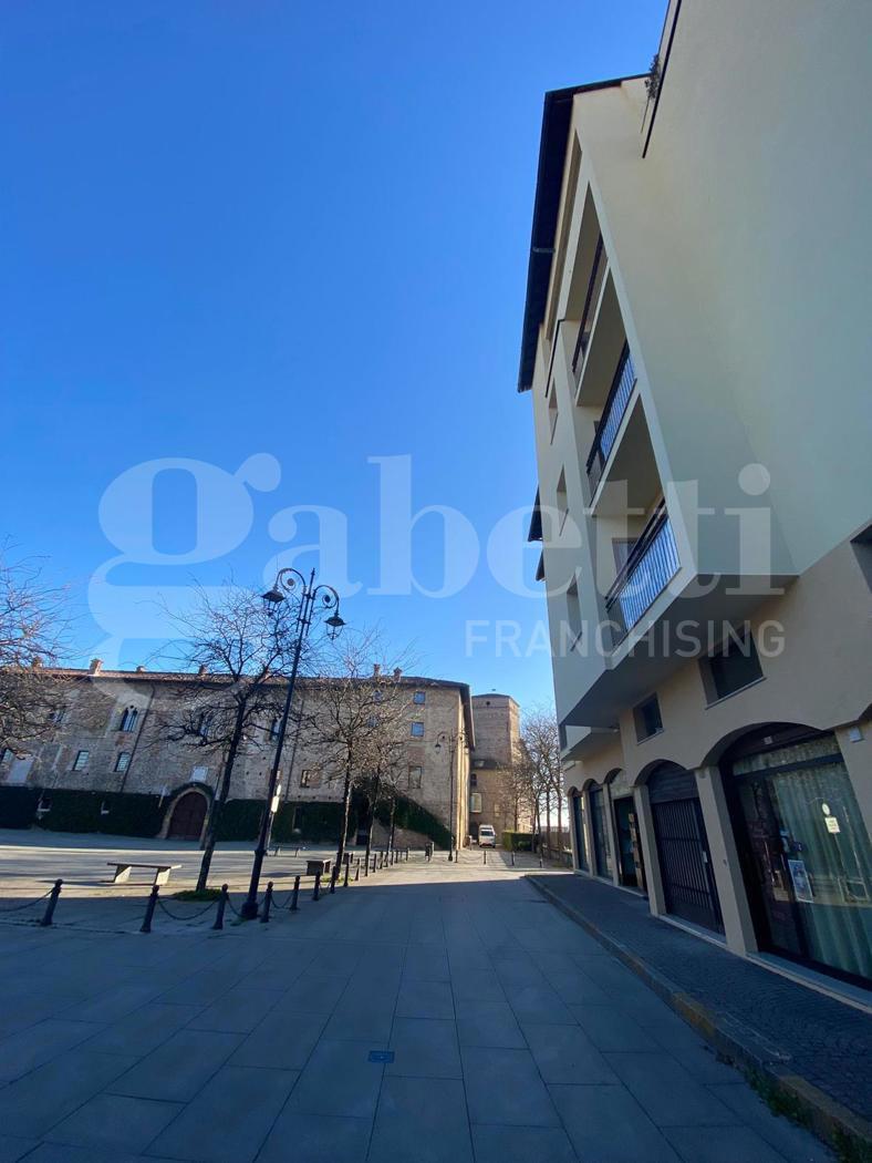 Trilocale in Piazza Generale Domenico Perrucchetti 36, Cornate d'Adda — foto 5 di 5