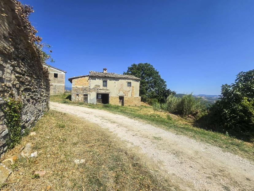 Casale in Collelungo, Peglio — foto 2 di 5