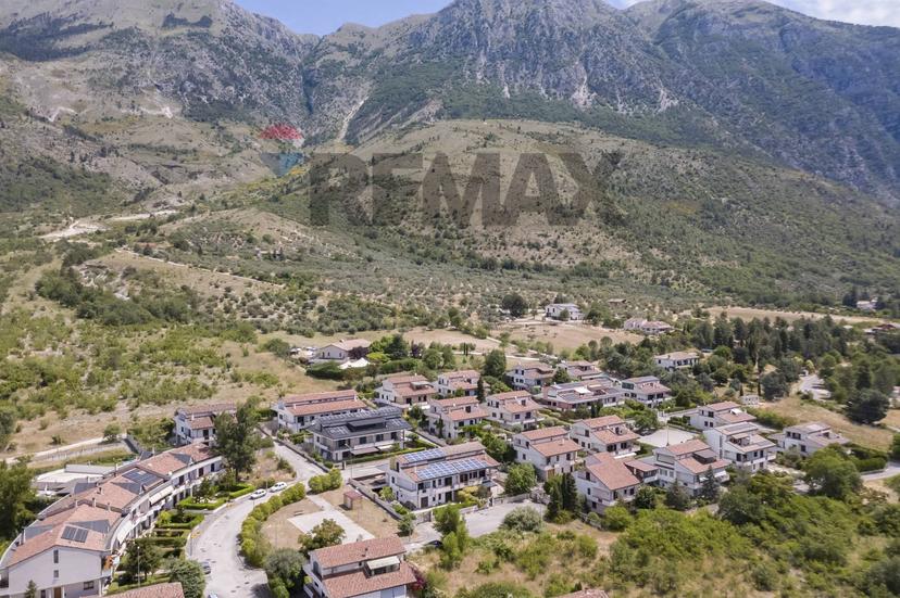 Villa in Via Padre Pio da Pietralcina 11, Sulmona — foto 4 di 5