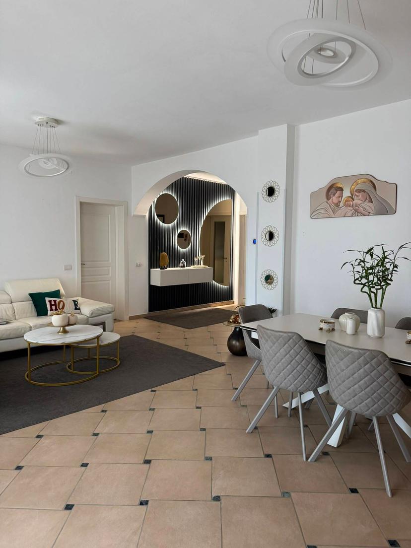 Appartamento in Via della Pace, Rapolano Terme — foto 2 di 5