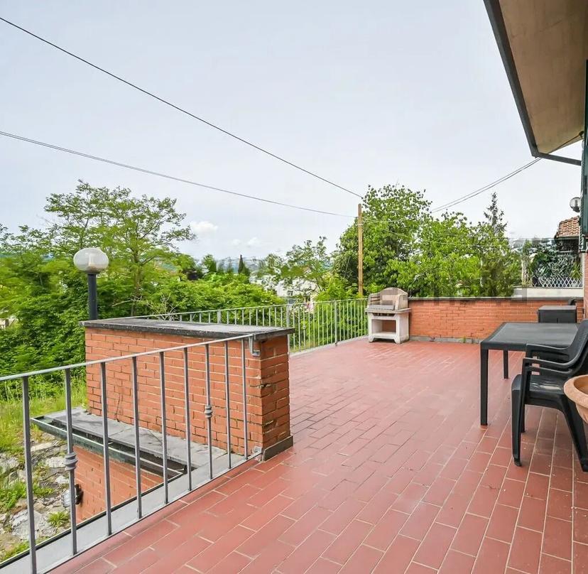 Villa a schiera, Sarzana — foto 2 di 5