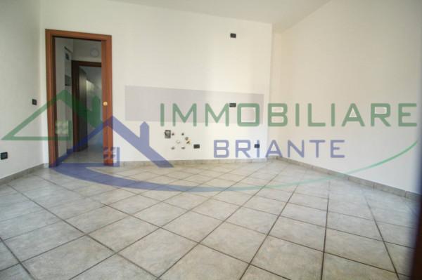 Bilocale in Via Giuseppe Garibaldi, Arsago Seprio — foto 2 di 5