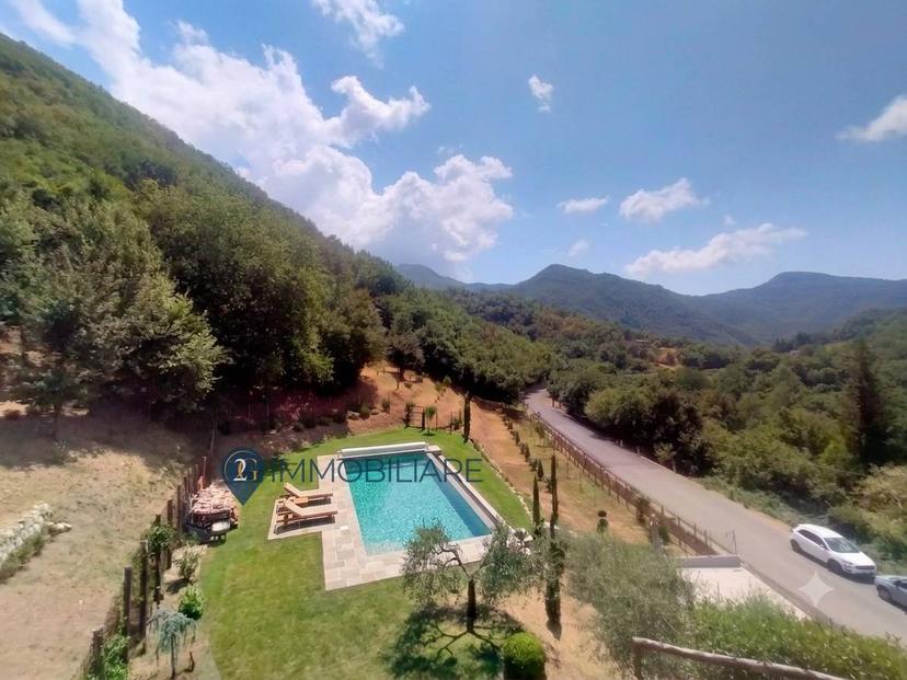 Casa indipendente in Strada Provinciale 10 2, Fivizzano — foto 3 di 5