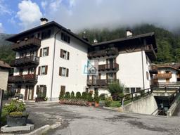 Bilocale in Vicolo all'America 9, Strembo