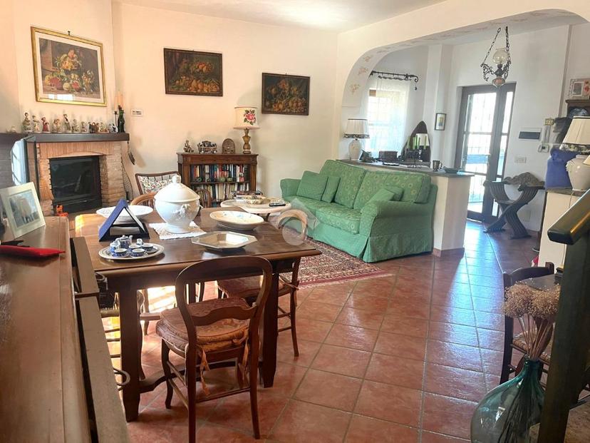 Villa in Via delle Selvi, Canterano — foto 4 di 5