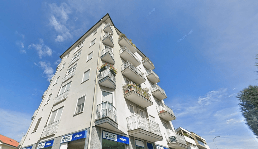 Bilocale in Via Stazione, Usmate Velate