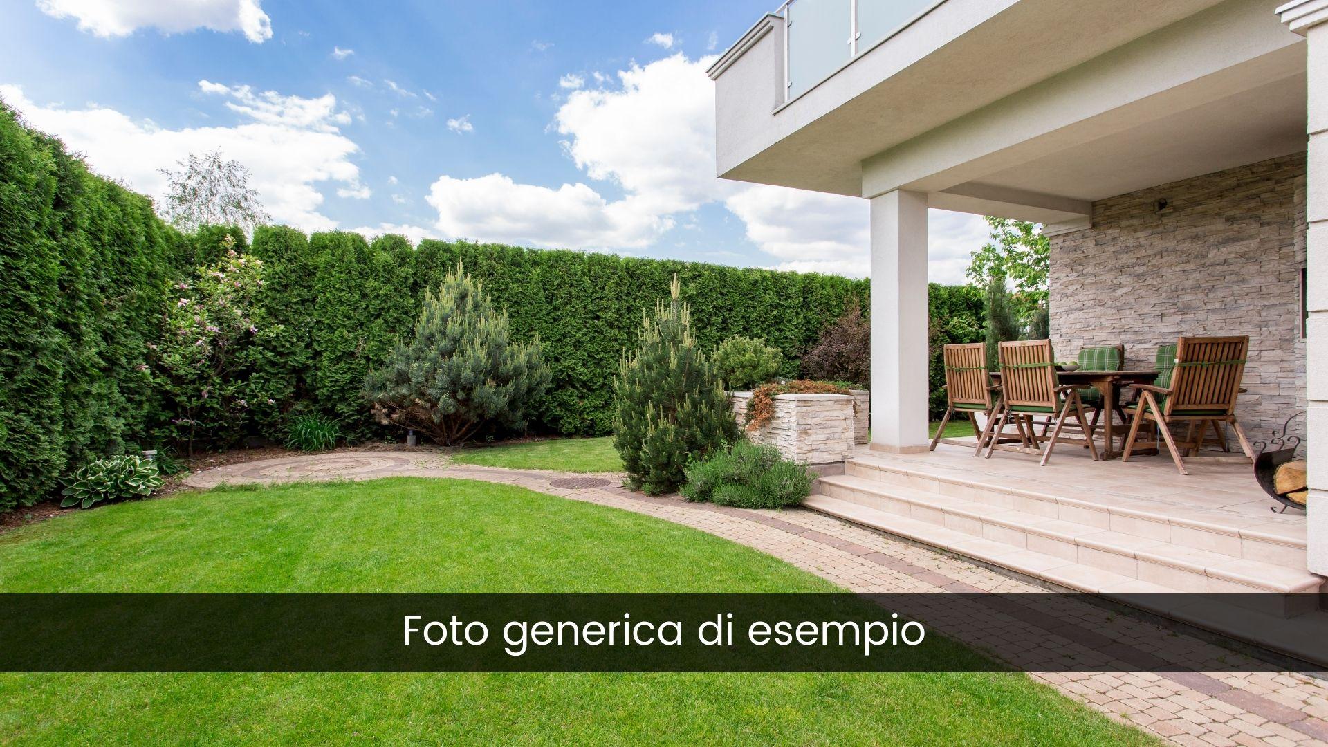 Villa plurifamiliare in Piazza Giuseppe Garibaldi, Rivara
