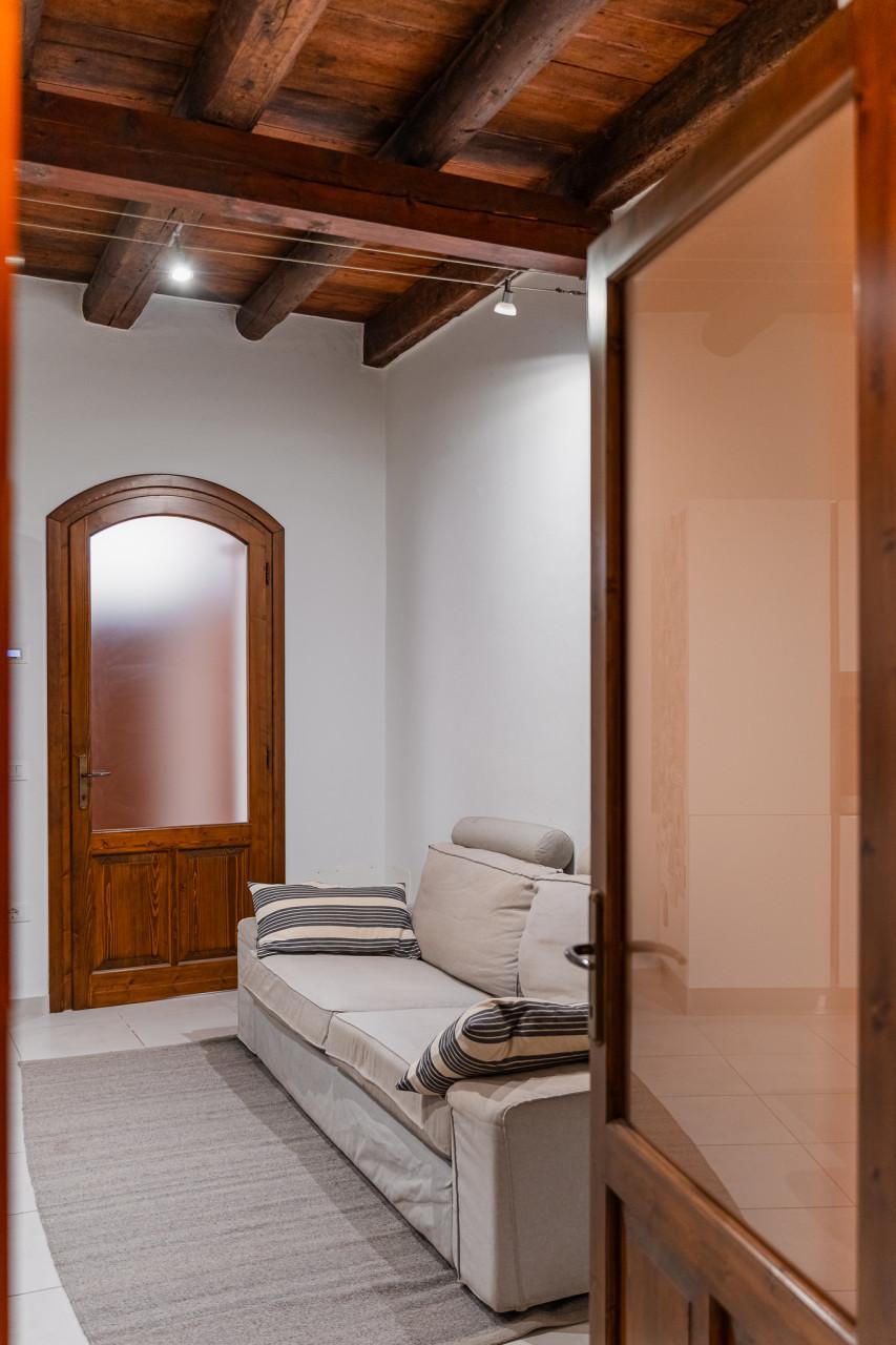 Casa indipendente in Piazza Virgiliana 19, Mantova