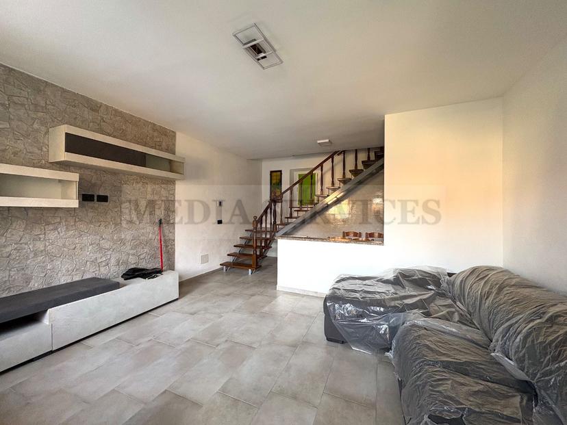 Villa a schiera in Via Roma N° 35, Gropello Cairoli — foto 2 di 5