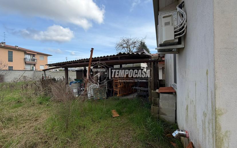 Casa indipendente in Via Cantoni 43, Gropello Cairoli — foto 2 di 5