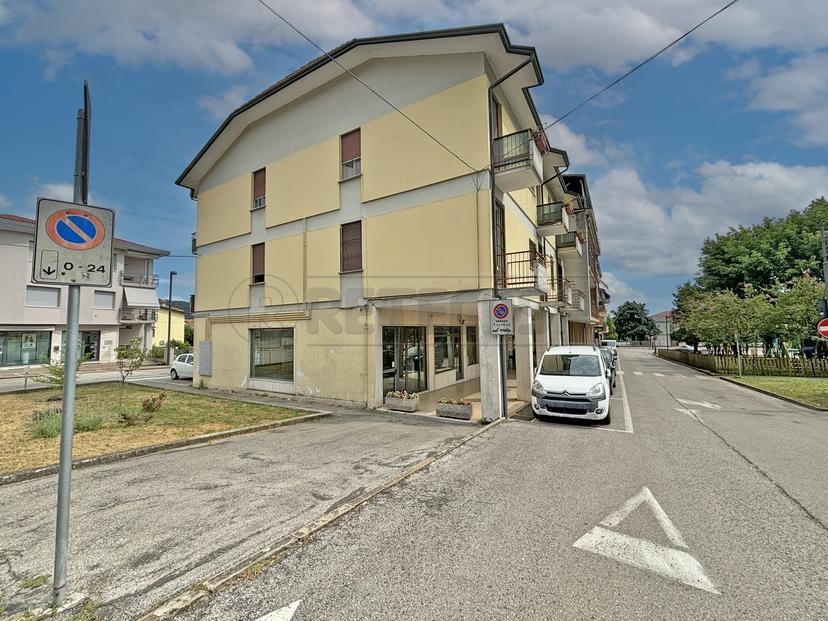 Appartamento in Piazza G. Mazzini 26, Trissino — foto 2 di 5