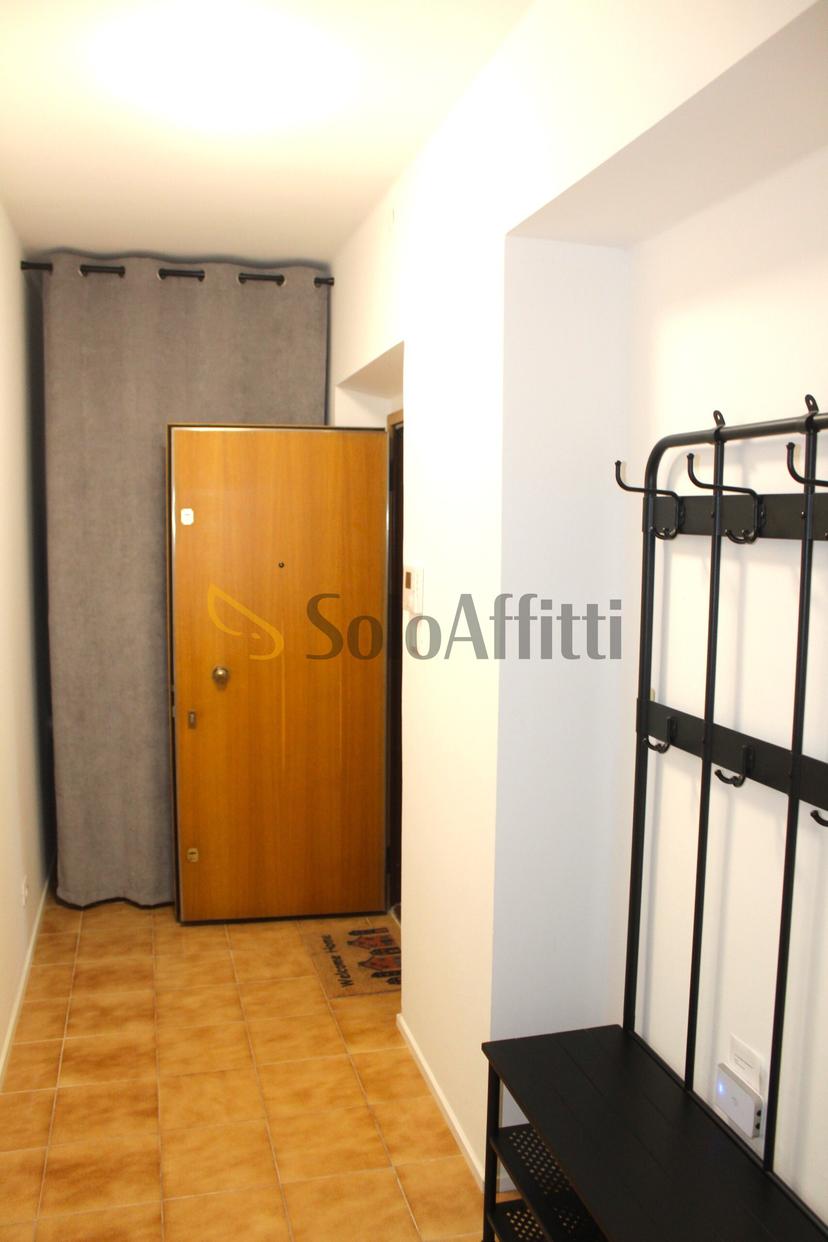 Stanza in appartamento in Via della Mendola, Bolzano — foto 3 di 5