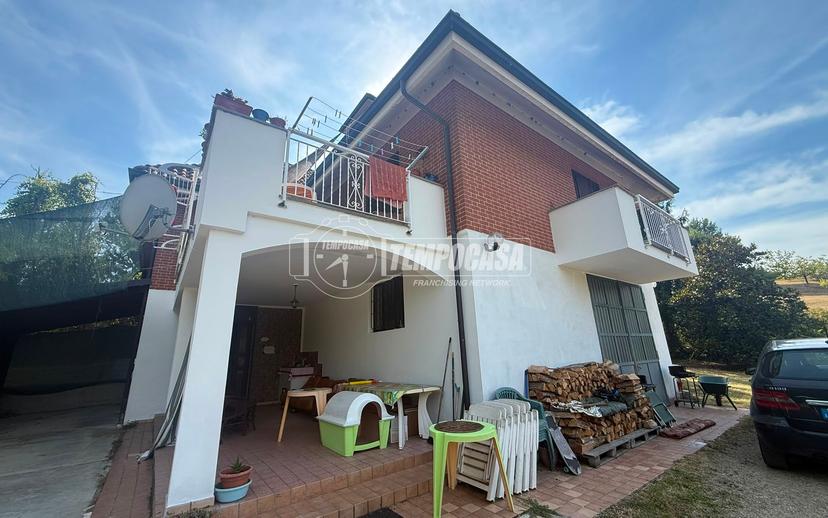 Villa a schiera in Regione Bricco Grosso 94, Cantarana — foto 5 di 5