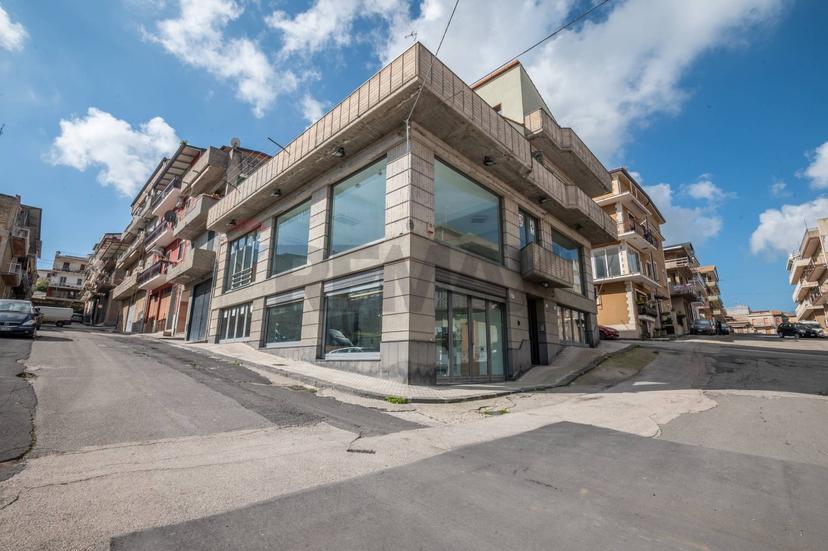 Casa indipendente in Via Ugo Foscolo 18, Ramacca — foto 3 di 5