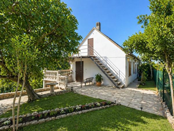 Villa bifamiliare in Via Lame, Canale — foto 2 di 5