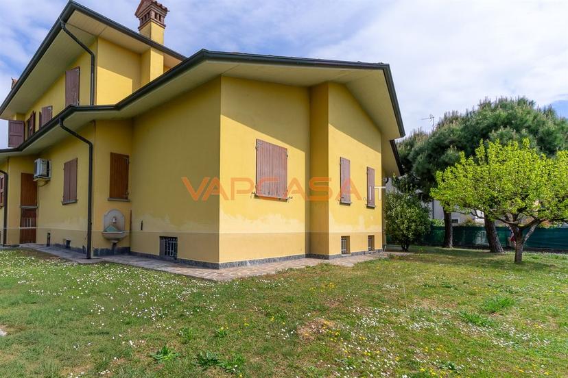 Appartamento in Via Rossini, Lurano — foto 4 di 5