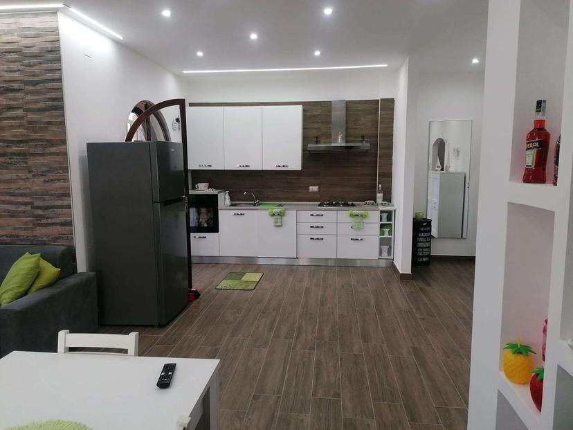 Villa unifamiliare in Viale Brunelleschi, Castel Volturno — foto 3 di 5
