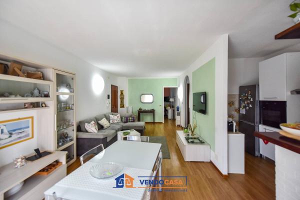 Trilocale in Via Curtatone 4, San Mauro Torinese — foto 2 di 5